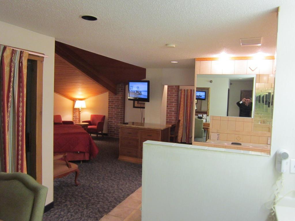 American Inn And Suites Ionia Cameră foto